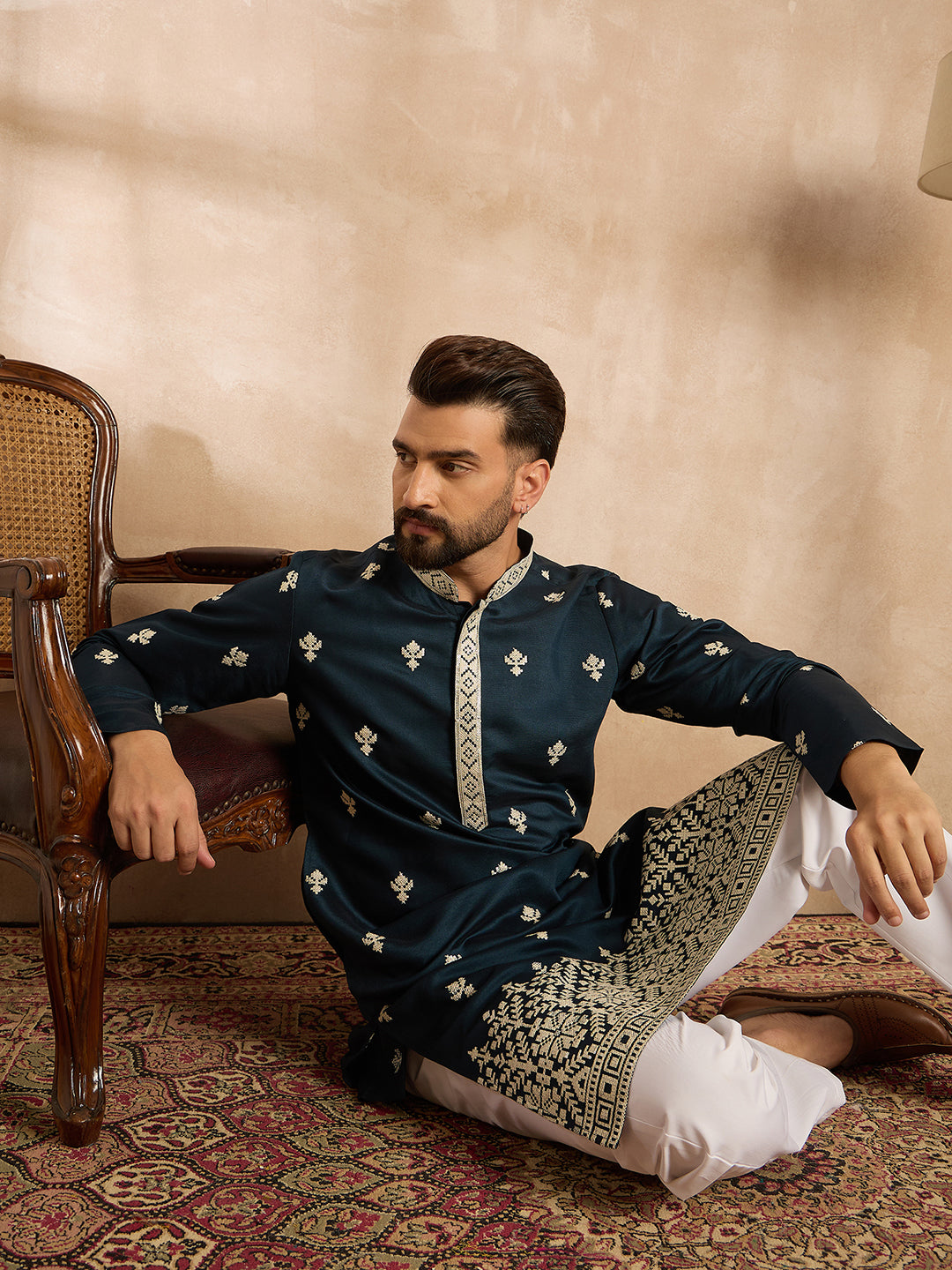Ethnic Bay Men Navy Blue Polyester Solid Embroidered Straight Kurta