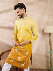 Ethnic Bay Men Yellow Silk Blend Ethnic Motifs Embroidered Straight Kurta-MKU1812