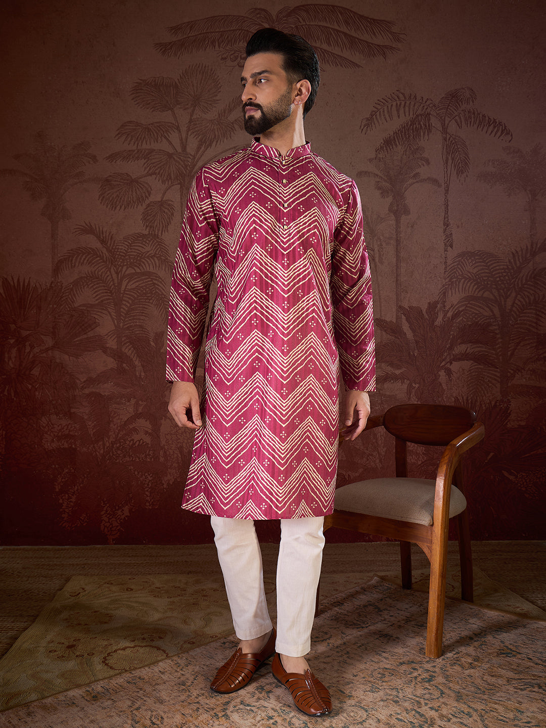 Ethnic Bay Men Magenta Silk Blend Chevron Printed Straight Kurta