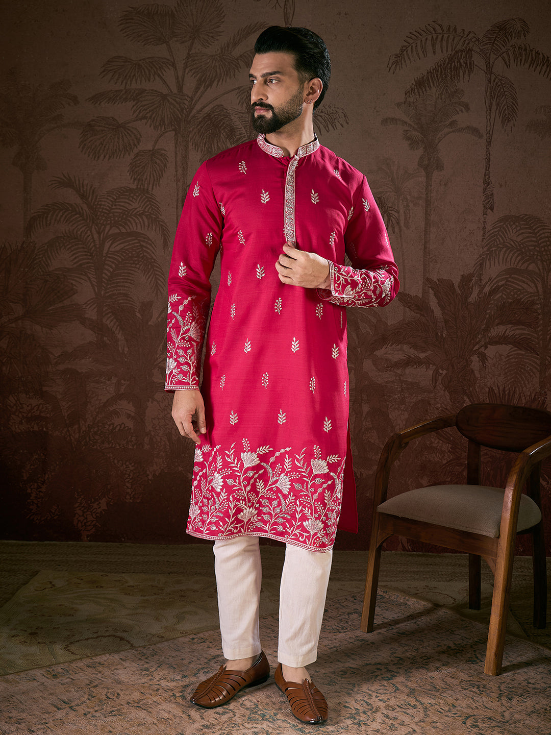 Ethnic Bay Men Pink Silk Blend Solid Embroidered Straight Kurta