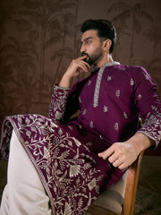 Ethnic Bay Men Purple Silk Blend Solid Embroidered Straight Kurta-MKU1944
