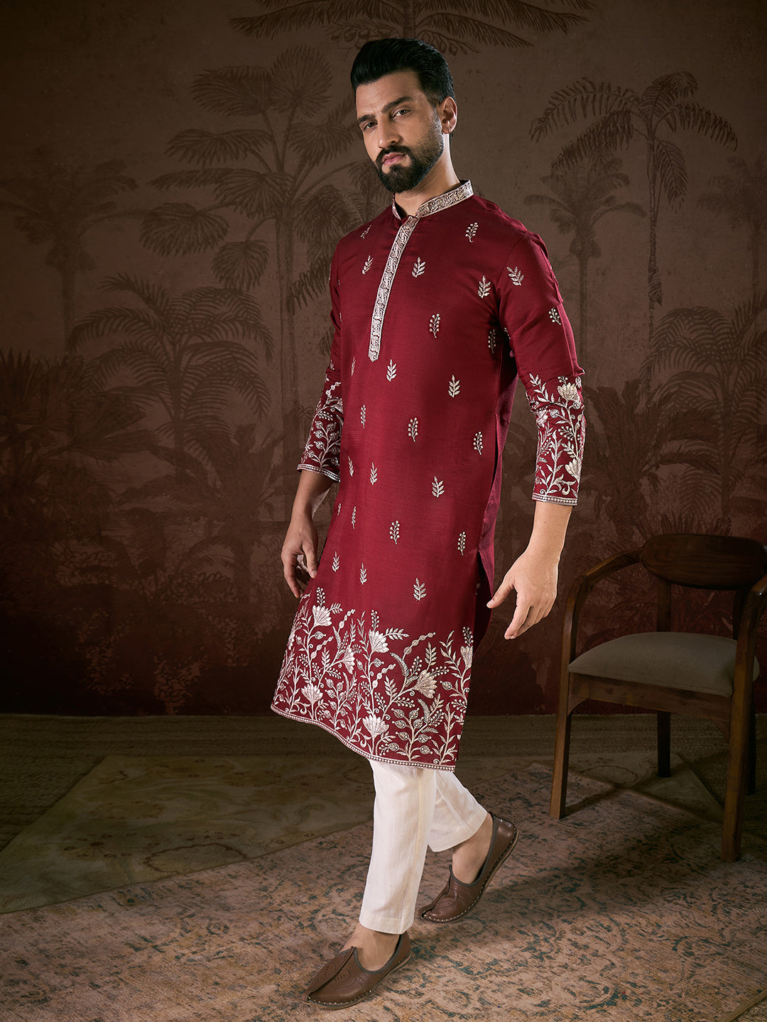 Ethnic Bay Men Maroon Silk Blend Solid Embroidered Straight Kurta