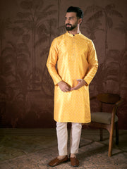 Ethnic Bay Men Yellow Silk Blend Ethnic Motifs Printed Straight Kurta-MKU1952