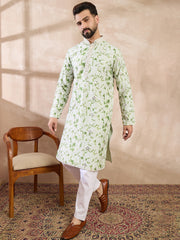 Ethnic Bay Men Green Silk Blend Solid Embroidered Straight Kurta-MKU2003