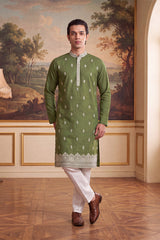 Green Silk Blend Solid Embroidered Kurta With Trouser MKSET2486