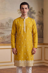 Yellow Silk Blend Solid Embroidered Kurta With Trouser MKSET2489