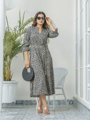 Black Colour Natrural Crap Fabric Stylesh Dress For Women-MLWSHDR4330BLK