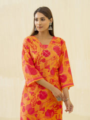Yellow Floral Printed Straight Kurta and Trousers-MLWSHKS4286YLW