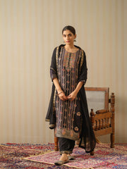 Dola Jecquard Black Colour Top Bottom Dupatta Set-MLWSHKS4348BLK