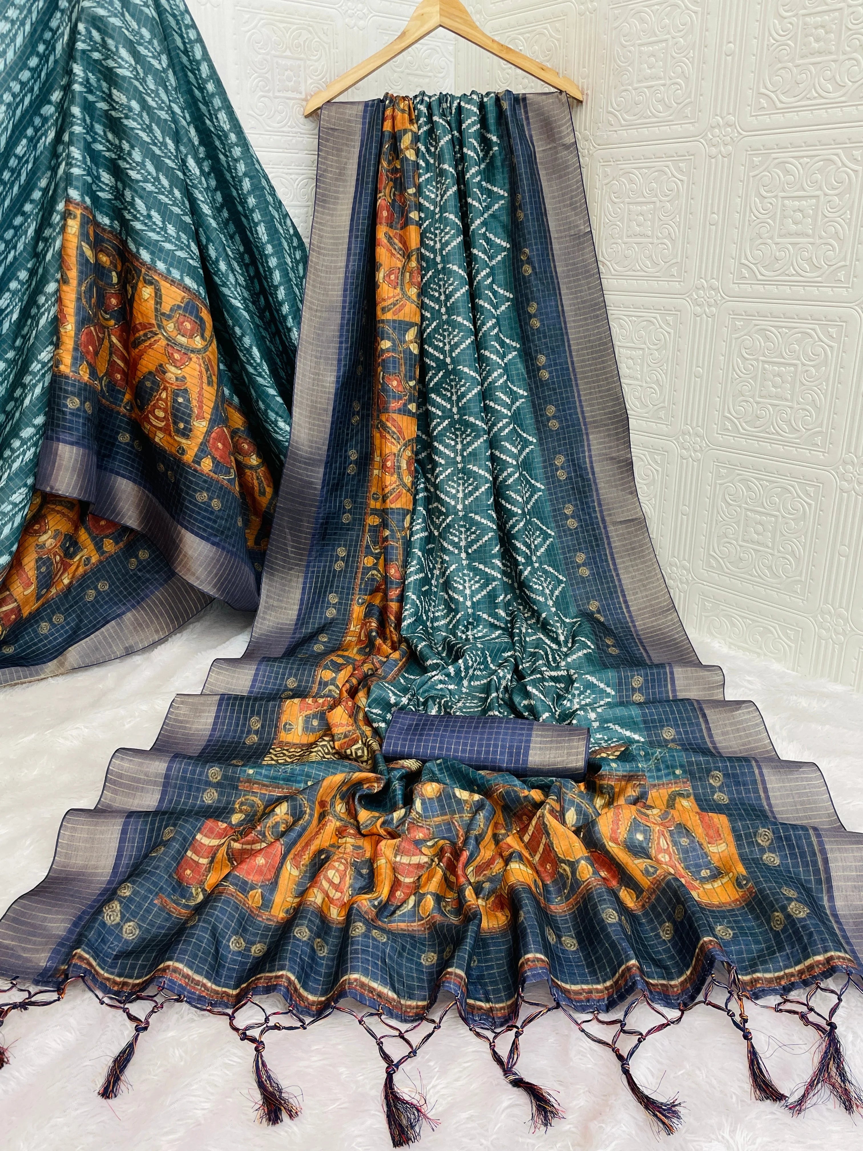 Mysore Silk Digital Print Grey Saree With Unstiched Blouse Piece