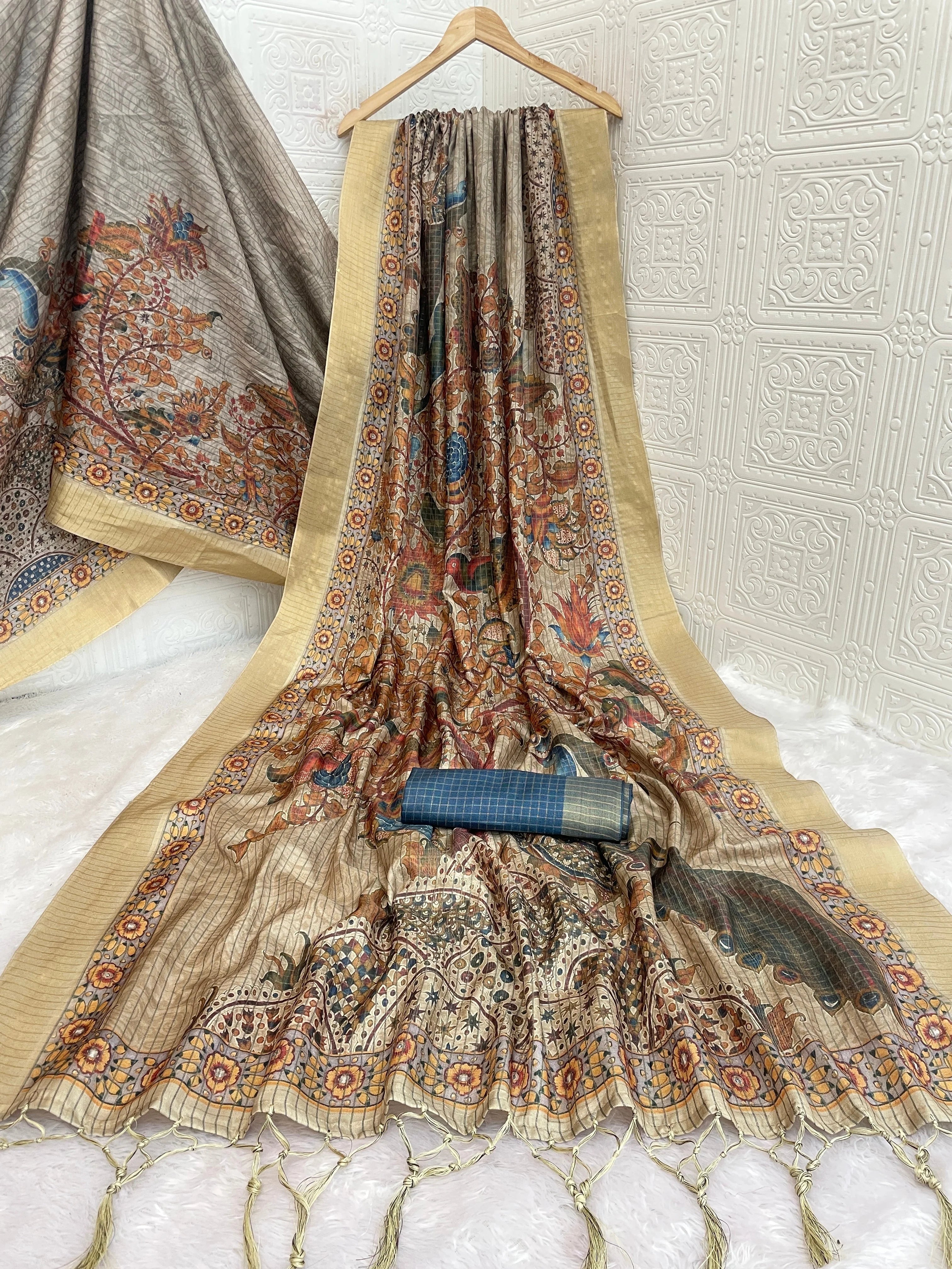 Mysore Silk Digital Print Beige Saree With Unstiched Blouse Piece