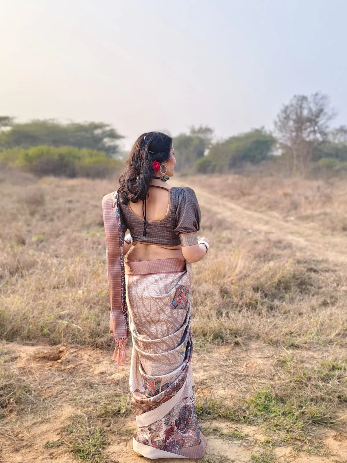 Mysore Silk Digital Print Beige Saree With Unstiched Blouse Piece