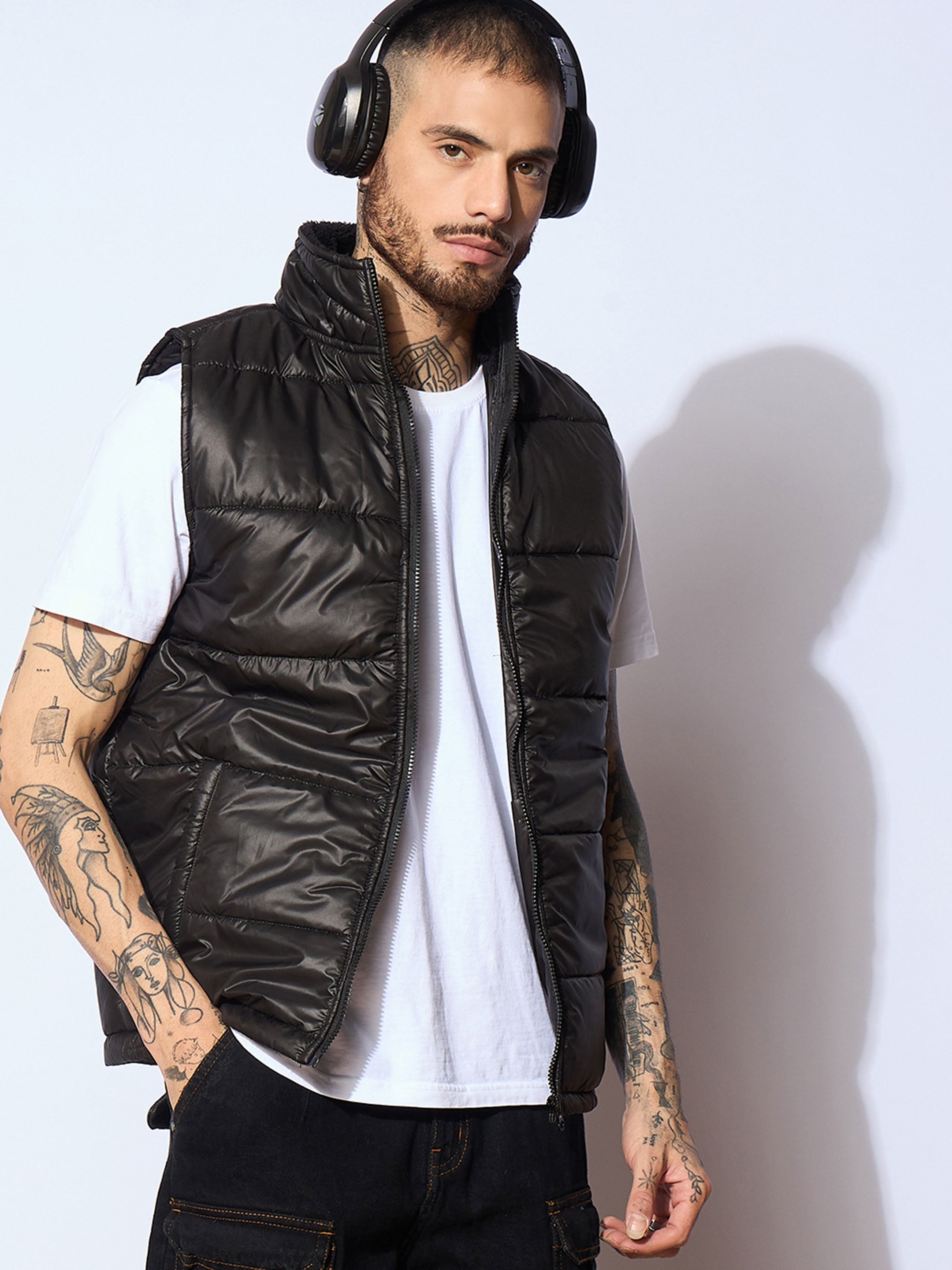 Men Black Fur Collar Puffer Sleeveless Jacket-MSJCKT60283