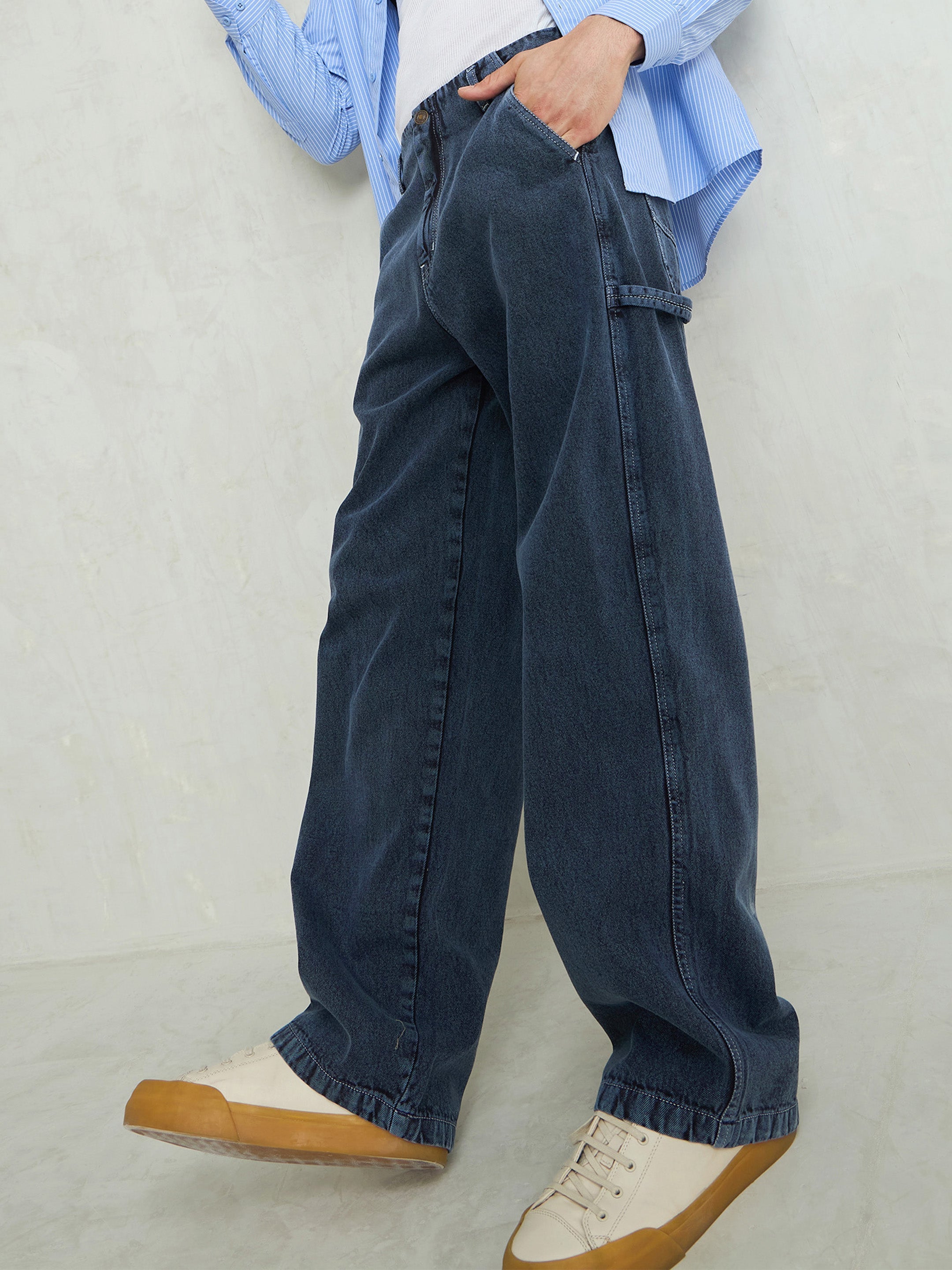 Men Light Blue Contrast Thread Detail Wide Leg Jeans-MSJEAN0752