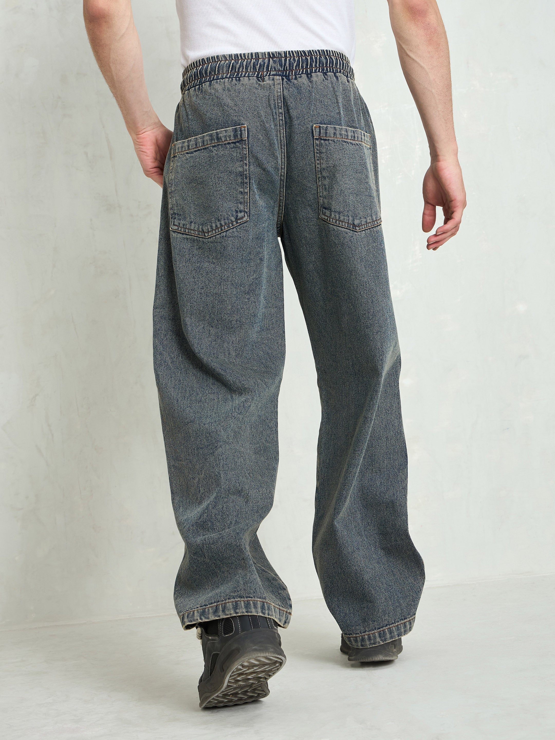 Men Blue Washed Knee Dart Wide Leg Jeans-MSJEAN0754