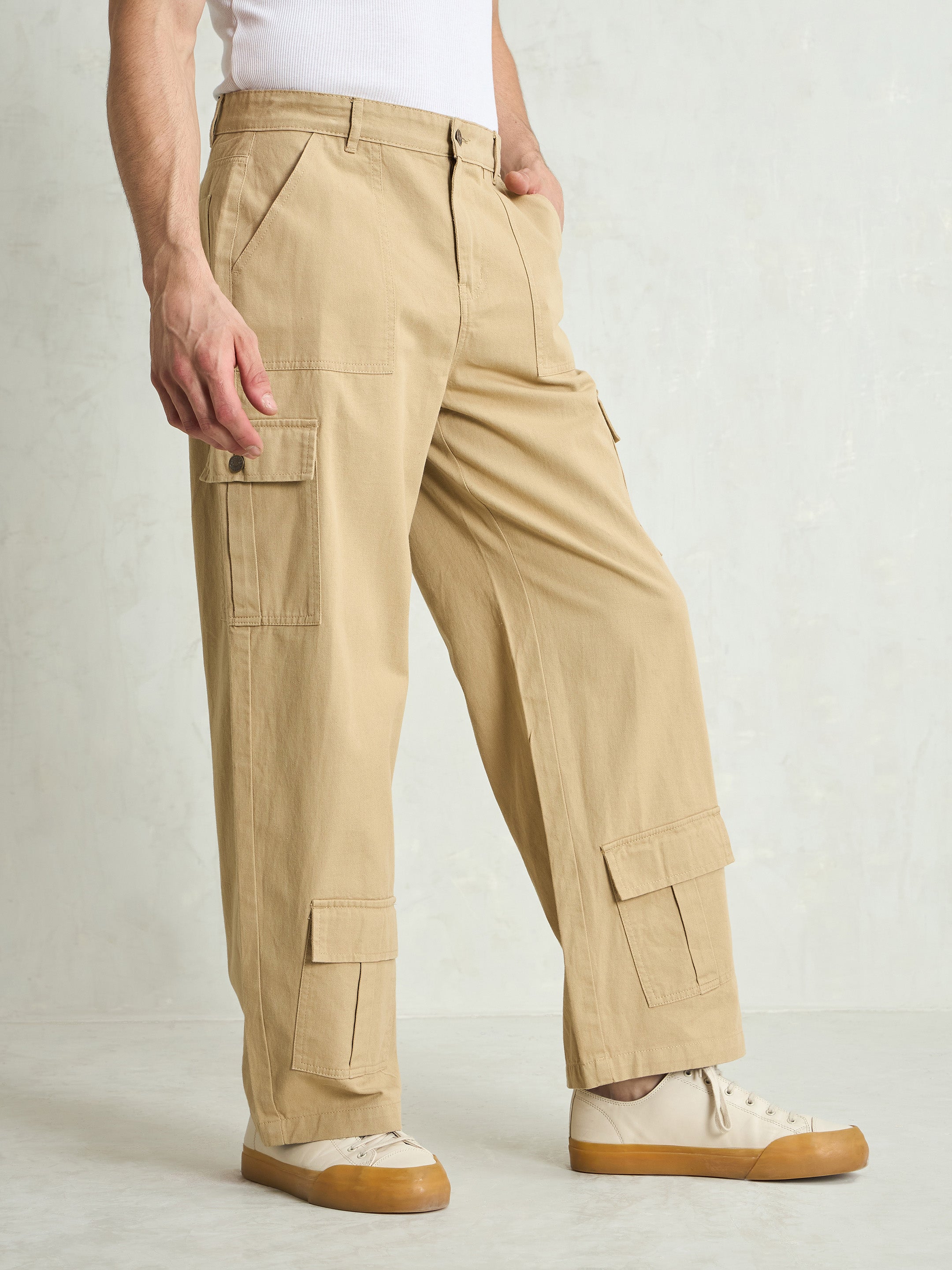 Men Beige Twill Utility Cargo Pockets Wide Leg Pants-MSJEAN0755
