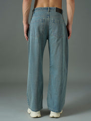 Men Light Blue Wash Front Pocket Relax Fit Jeans-MSJEAN0847