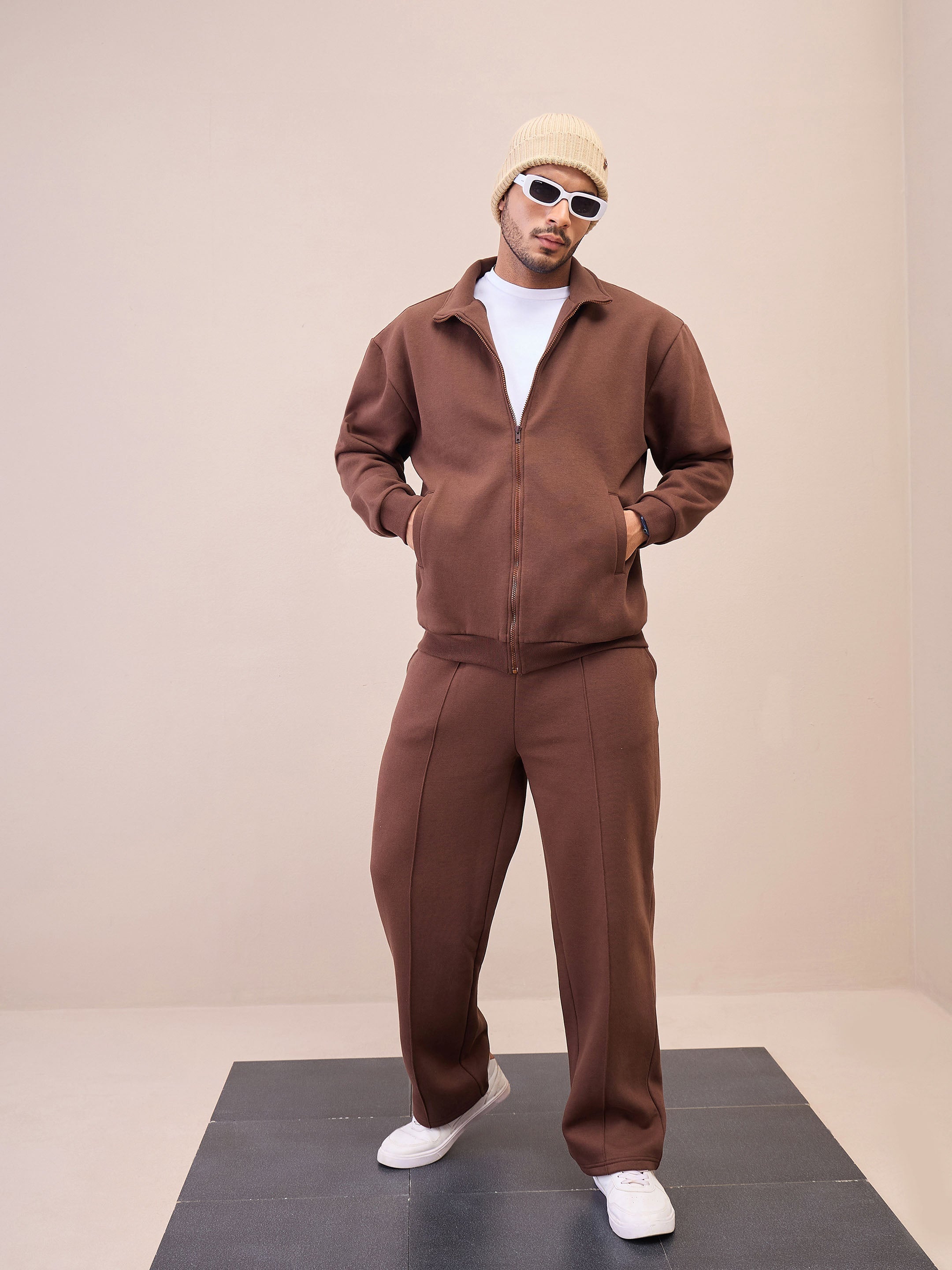 Men Dark Brown Pintuck Oversize Sweatpants-MSPANT51020