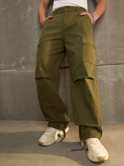 Men Green Twill Facing Detail Wide Leg Cargo Pants-MSPANT51109
