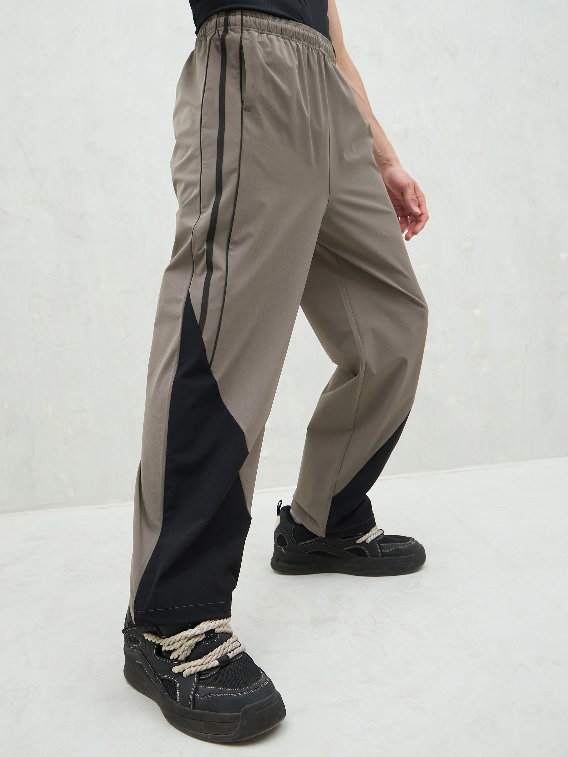 Unisex Dark Grey Bottom Color Block Baggy Parachute Pants-MSPANT51230