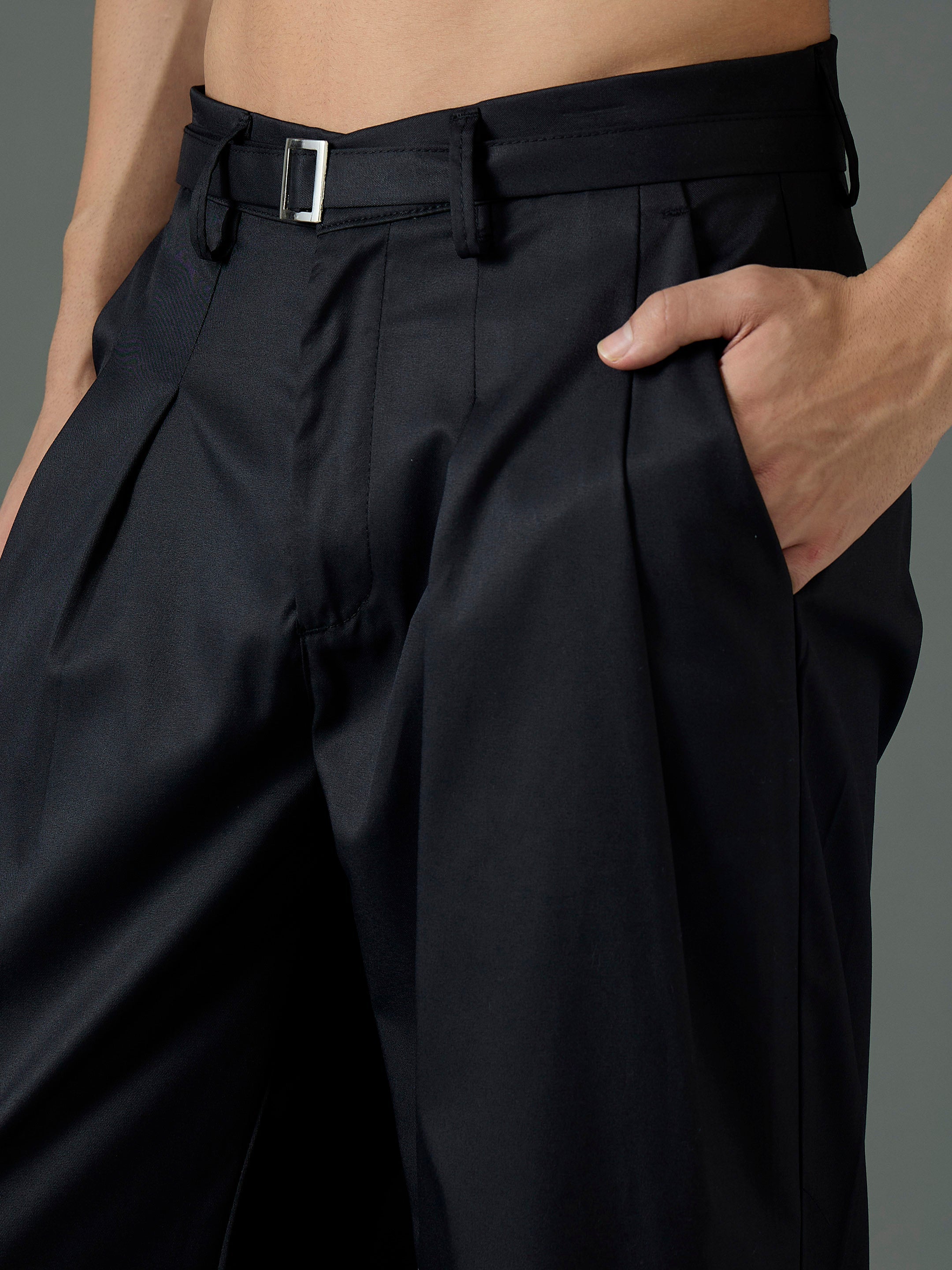Men Black Front Belt Relax Fit Korean Trouser-MSPANT51309
