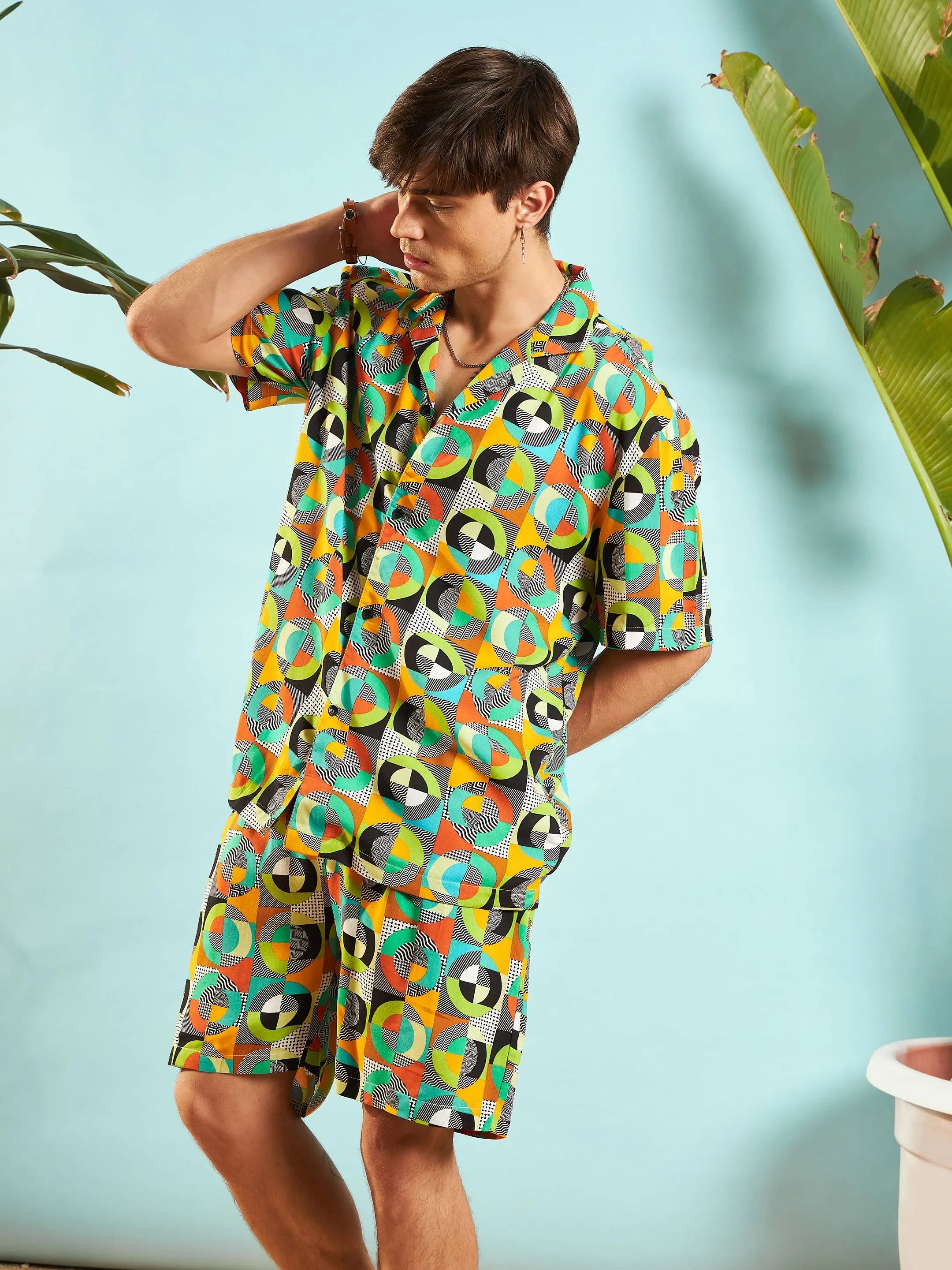 Men's Green Geometric Printed Co Ord Sets Shirt and Shorts