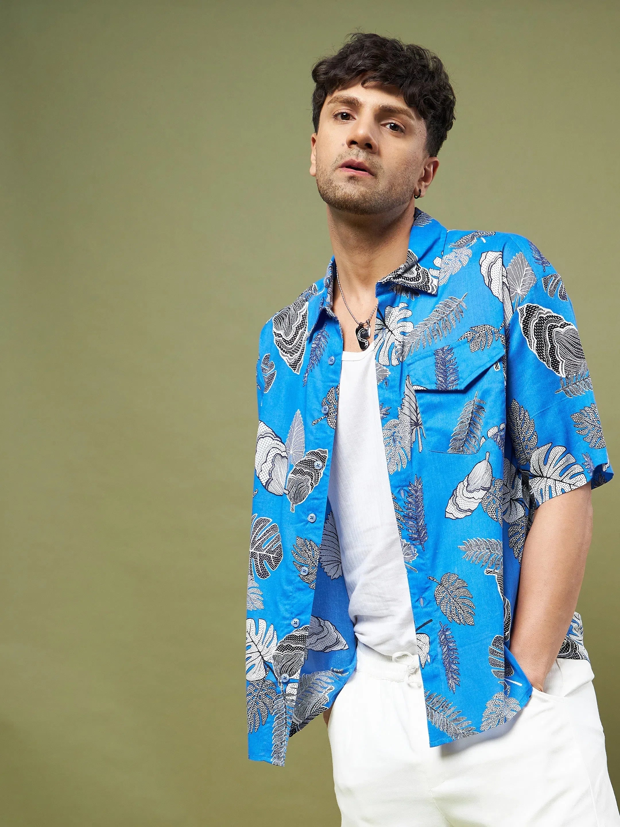 Men's Blue & Black Tropical Print Oversized Rayon Shirt