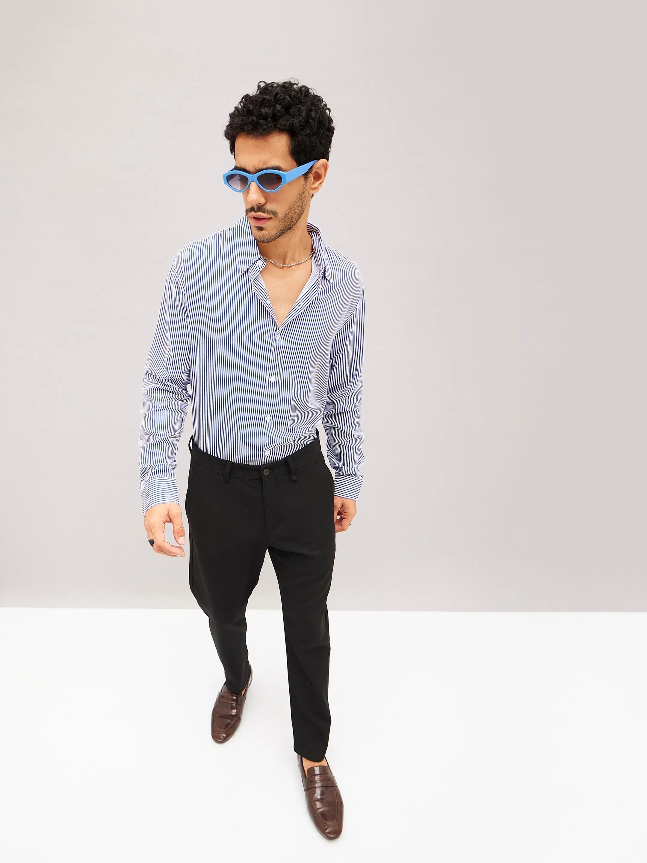 Men's White & Blue Printed Shirt - Relaxed Fit Rayon