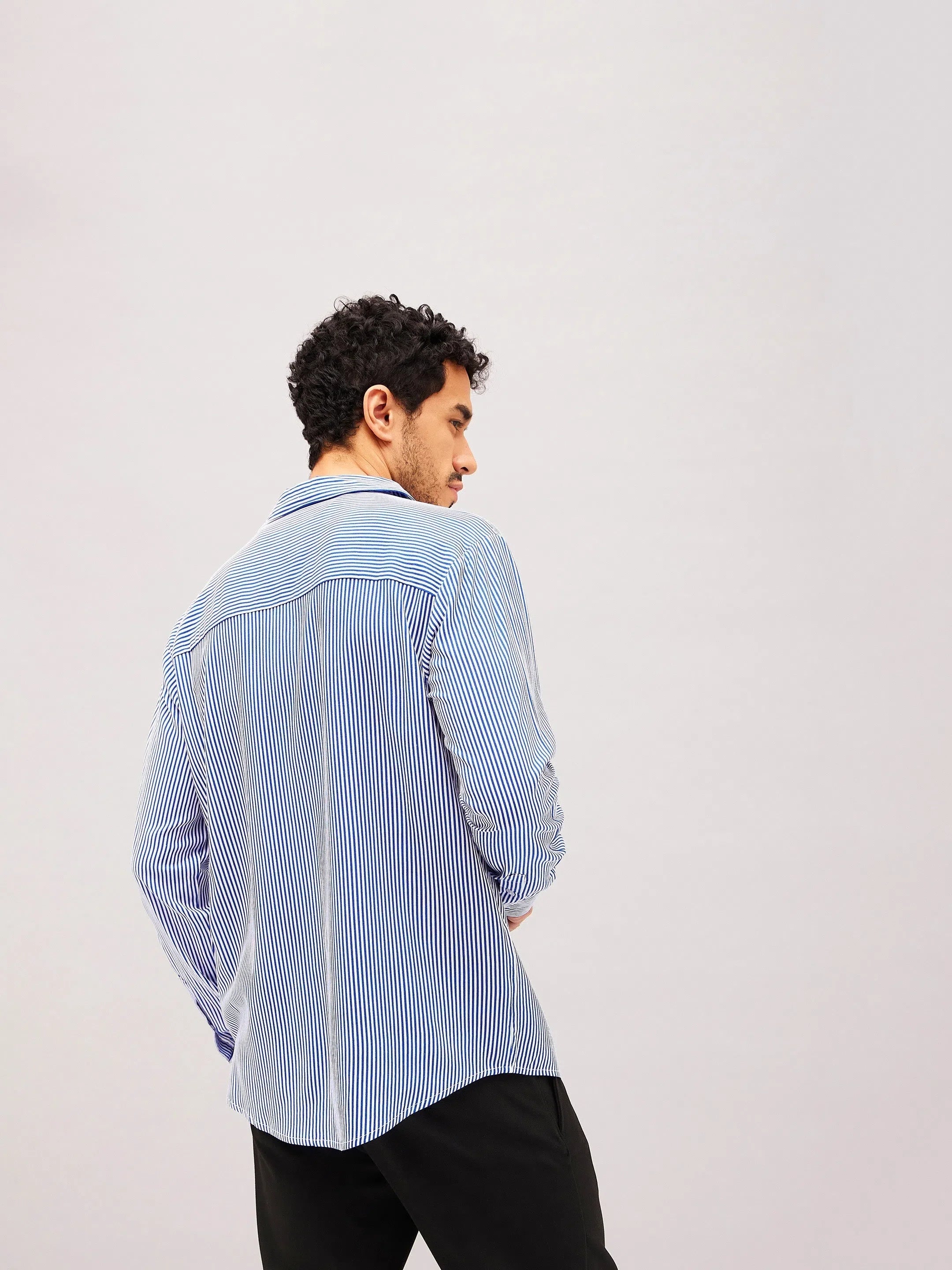Men's White & Blue Printed Shirt - Relaxed Fit Rayon