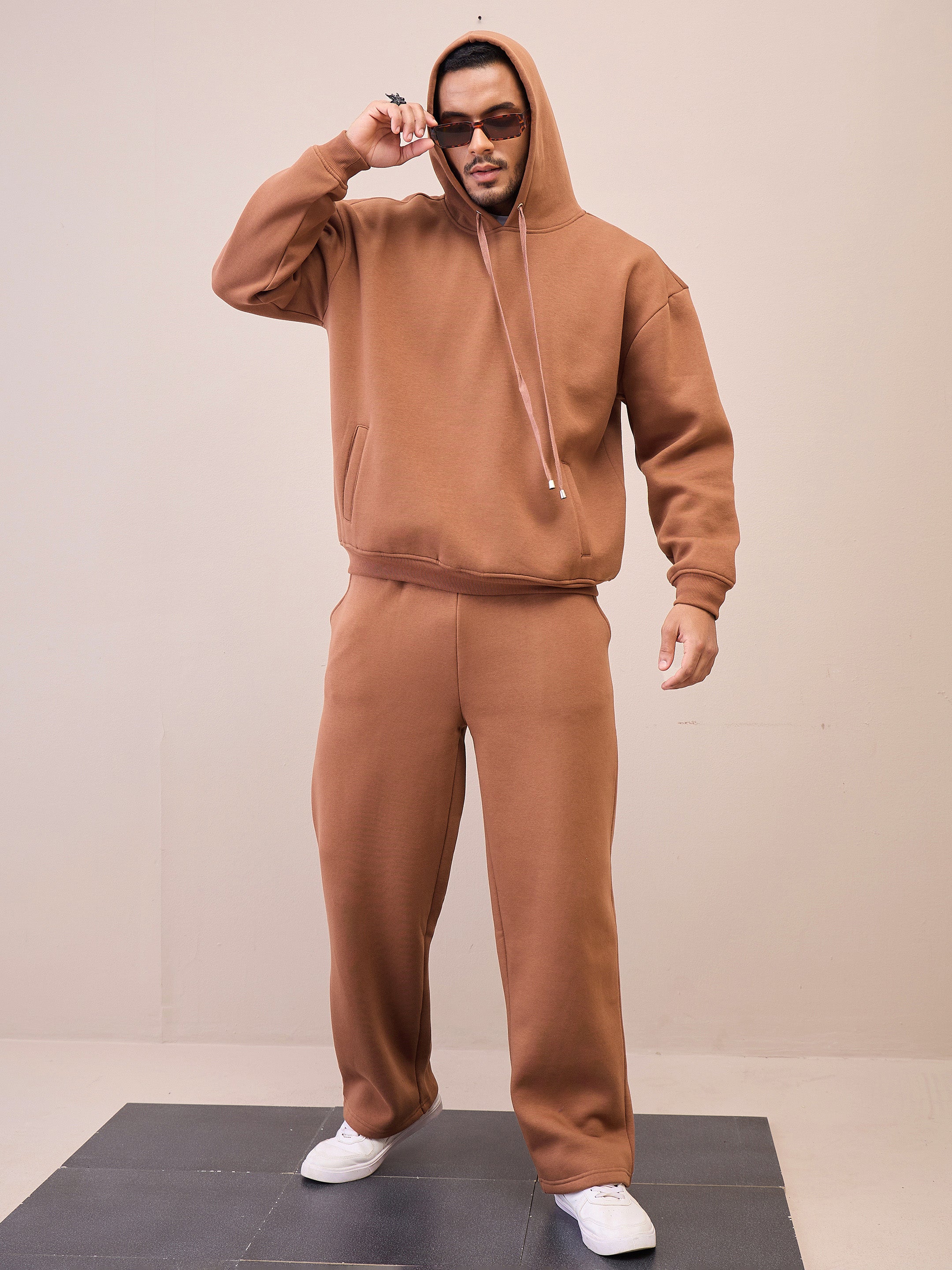Men Brown Oversize Hoodie With Sweatpants-MSSWSH70246_MSPANT51025