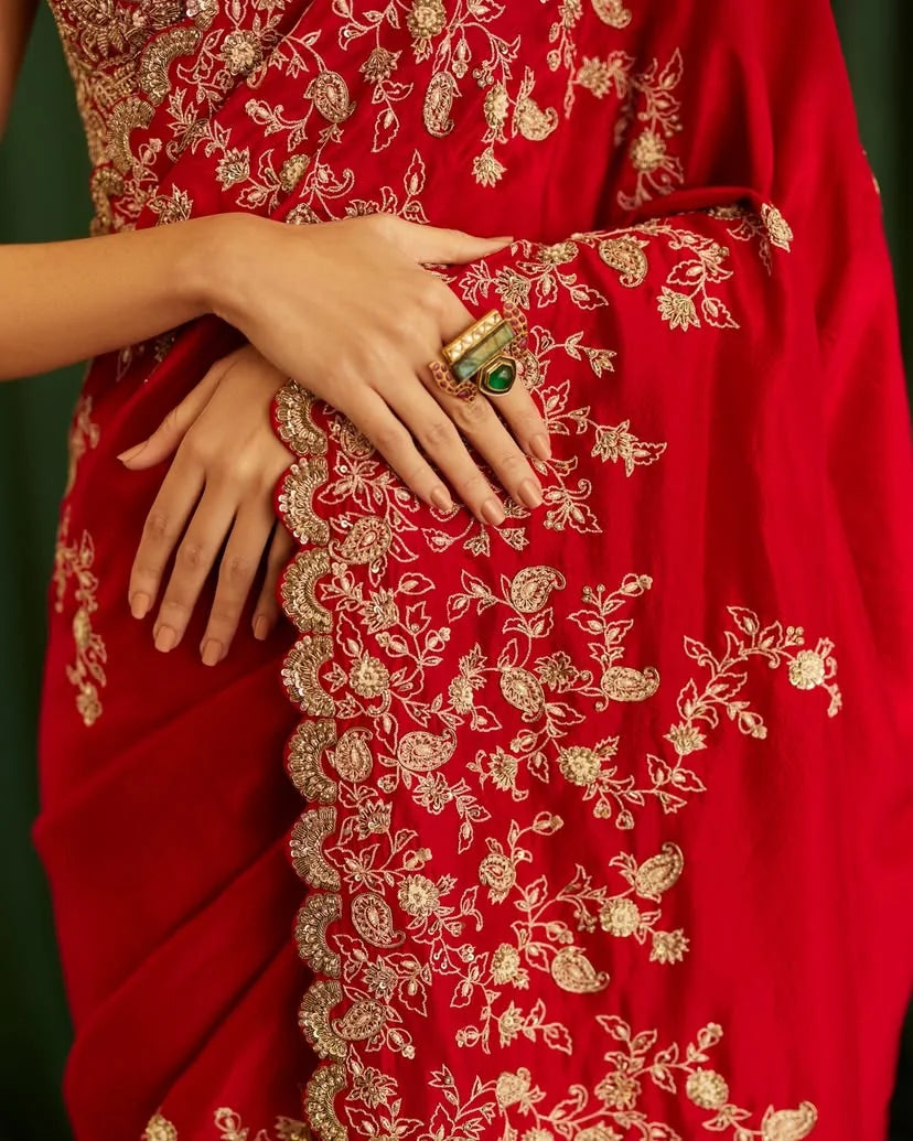 Embroidery Maroon Saree With Unstiched Blouse Piece