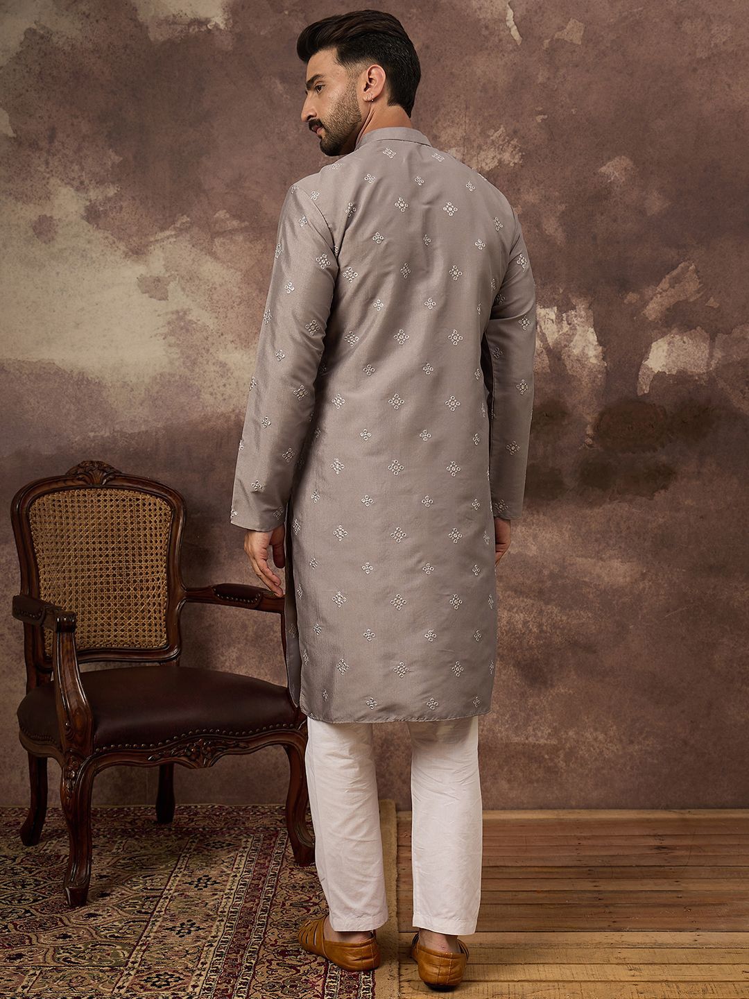 Ethnic Bay Men Grey Silk Blend Solid Embroidered Straight Kurta With Pant Set-MKSET1420