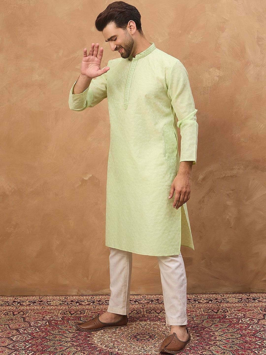 Ethnic Bay Men Green Silk Blend Solid Embroidered Straight Kurta With Pant Set-MKSET1451