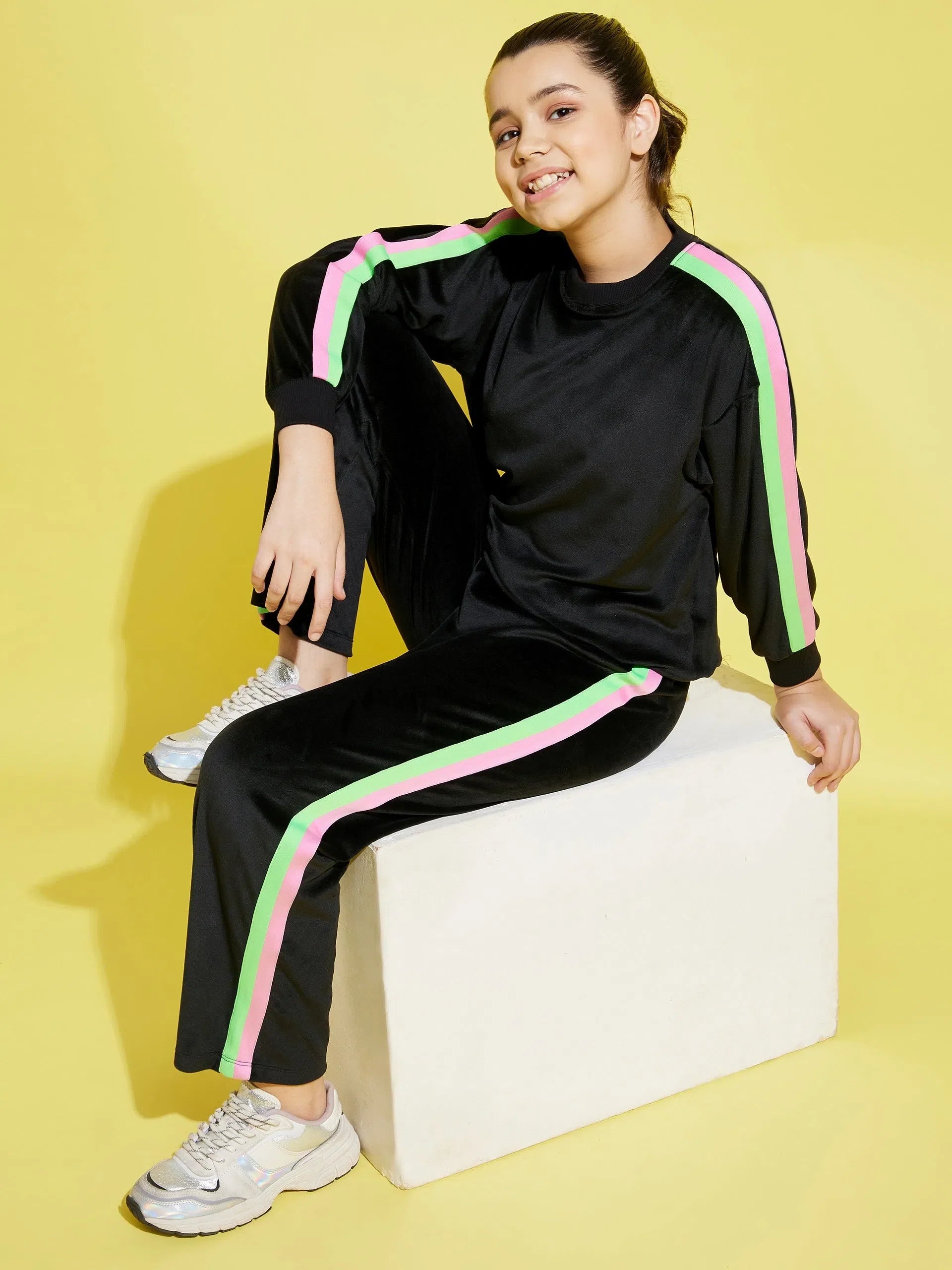 Black Velour Sweatshirt & Track Pants - Girls Joggers Set