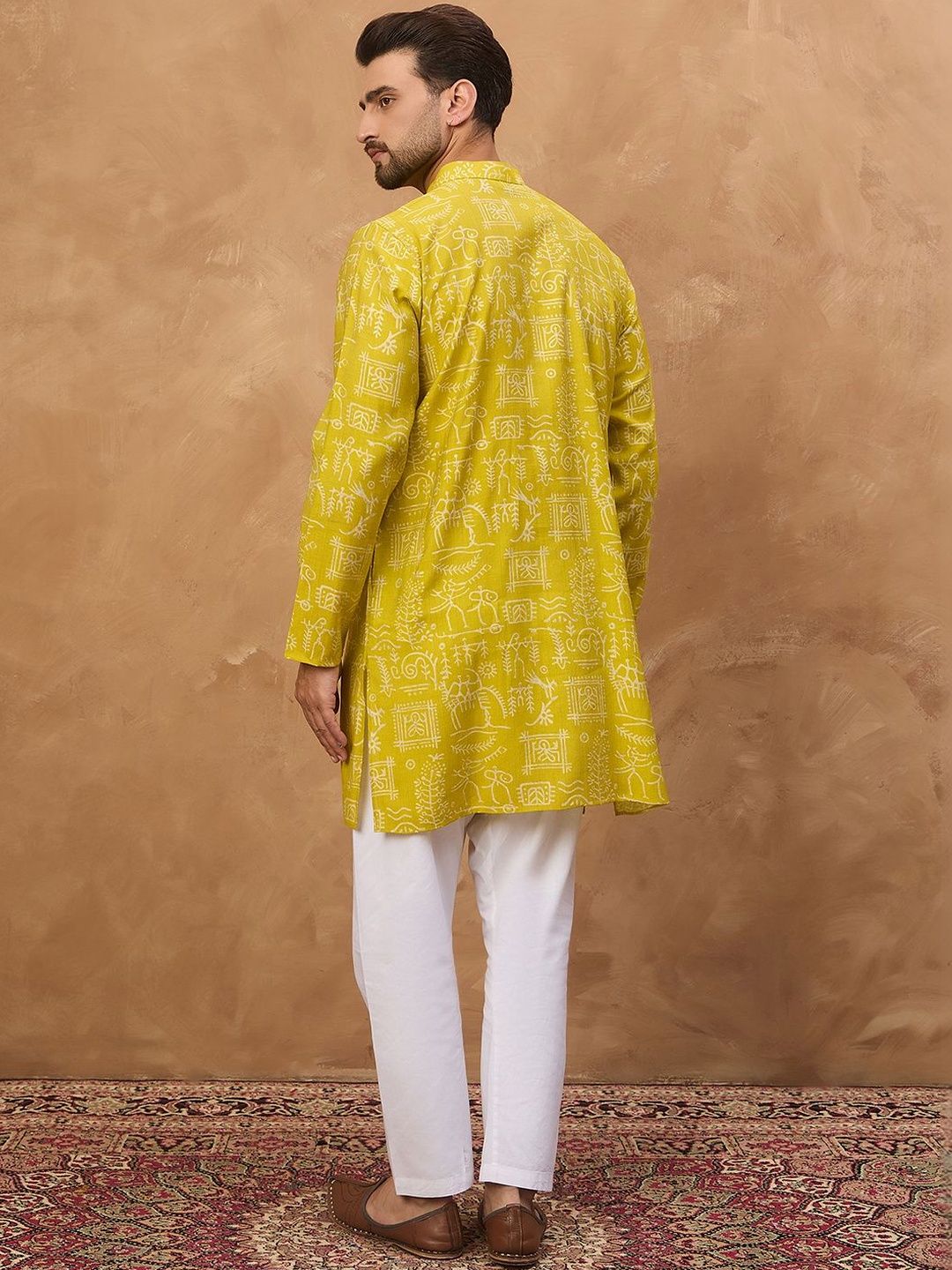 Ethnic Bay Men Yellow Viscose Rayon Ethnic Motifs Printed Straight Kurta With Pant Set-MKSET1542