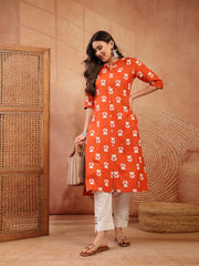 Stylum Women's Orange Floral Printed Rayon A-Line Kurta (ORANGECRAFT)