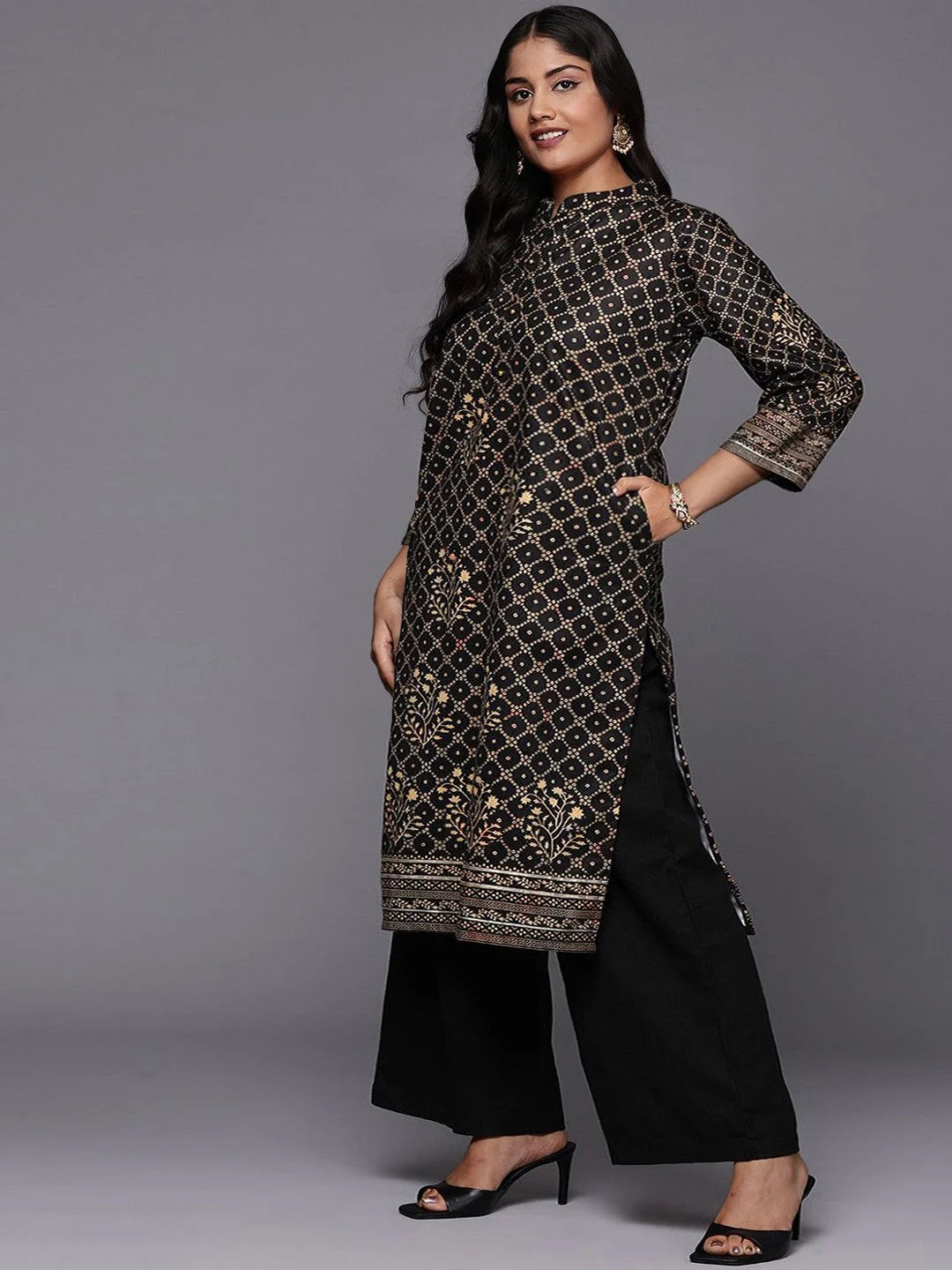 Bandhani Velvet Kurta with Gotta Patti | Indian Kurtas