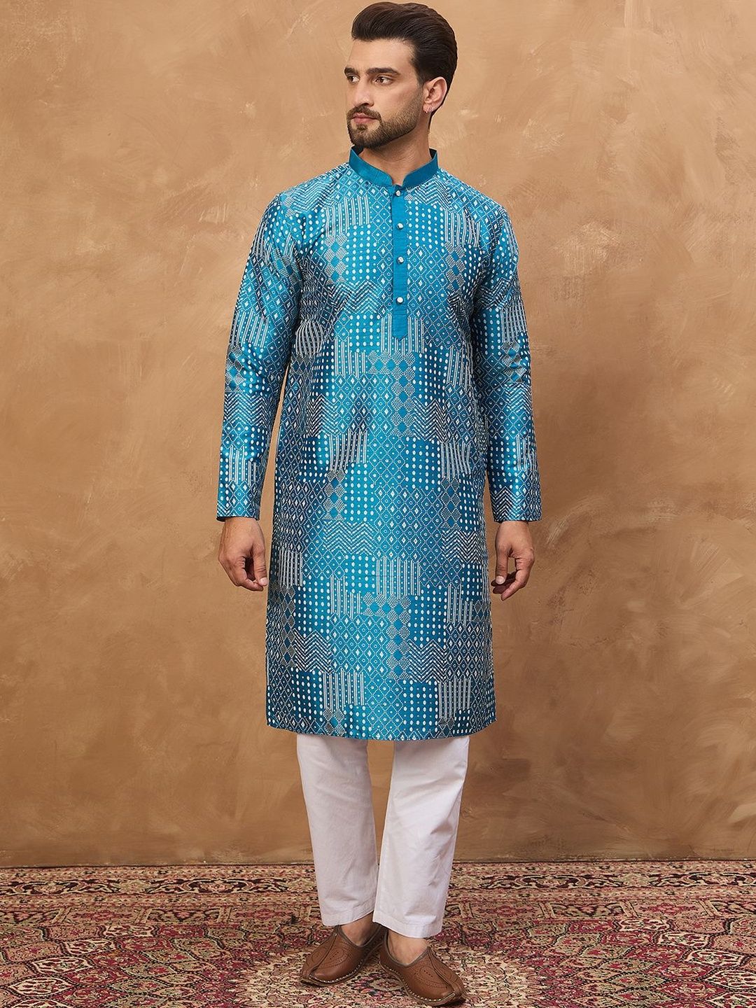 Ethnic Bay Men Blue Silk Blend Geometric Printed Straight Kurta With Pant Set-MKSET1527