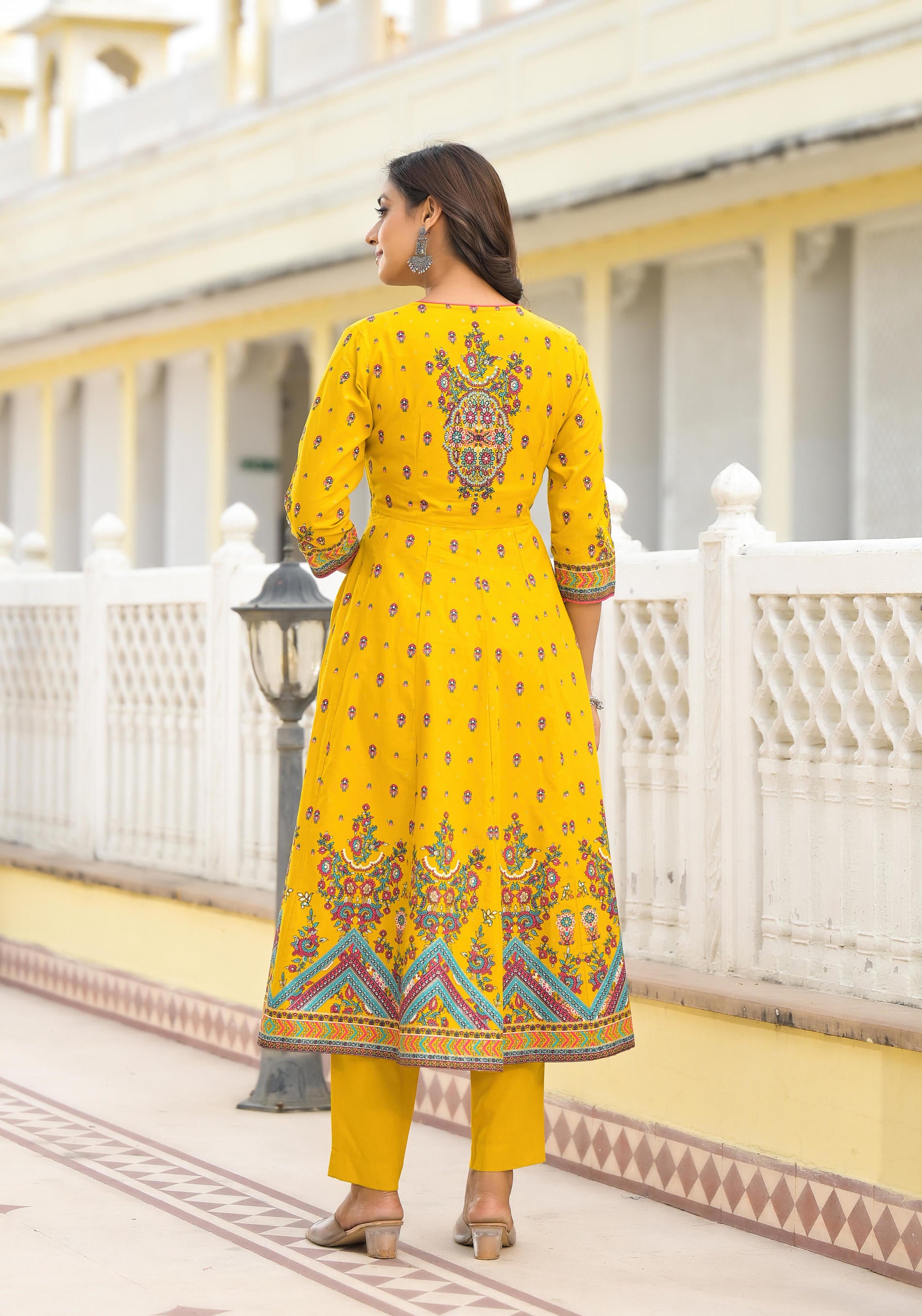Women Mustard Print Kurta Pant Dupatta