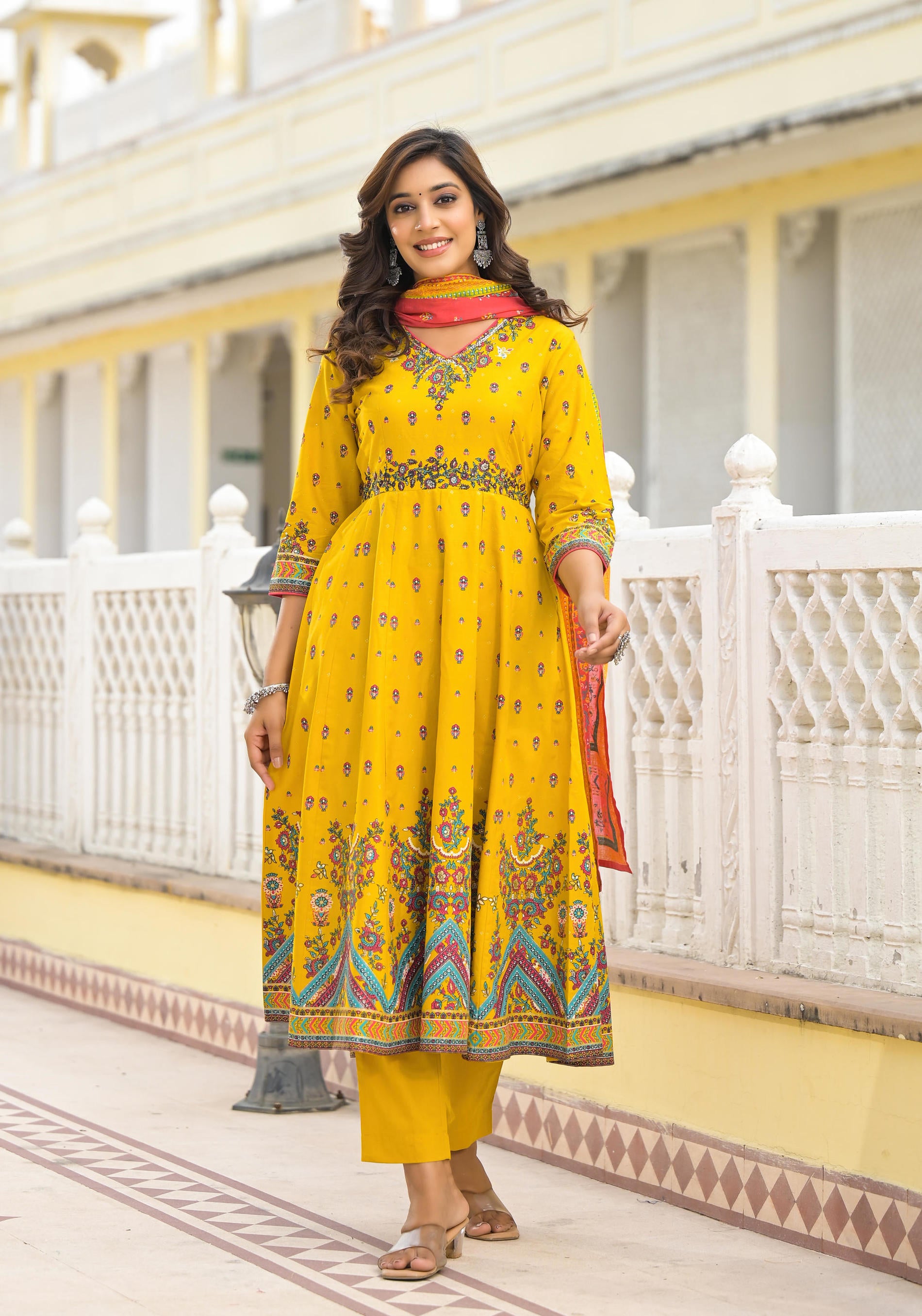 Women Mustard Print Kurta Pant Dupatta