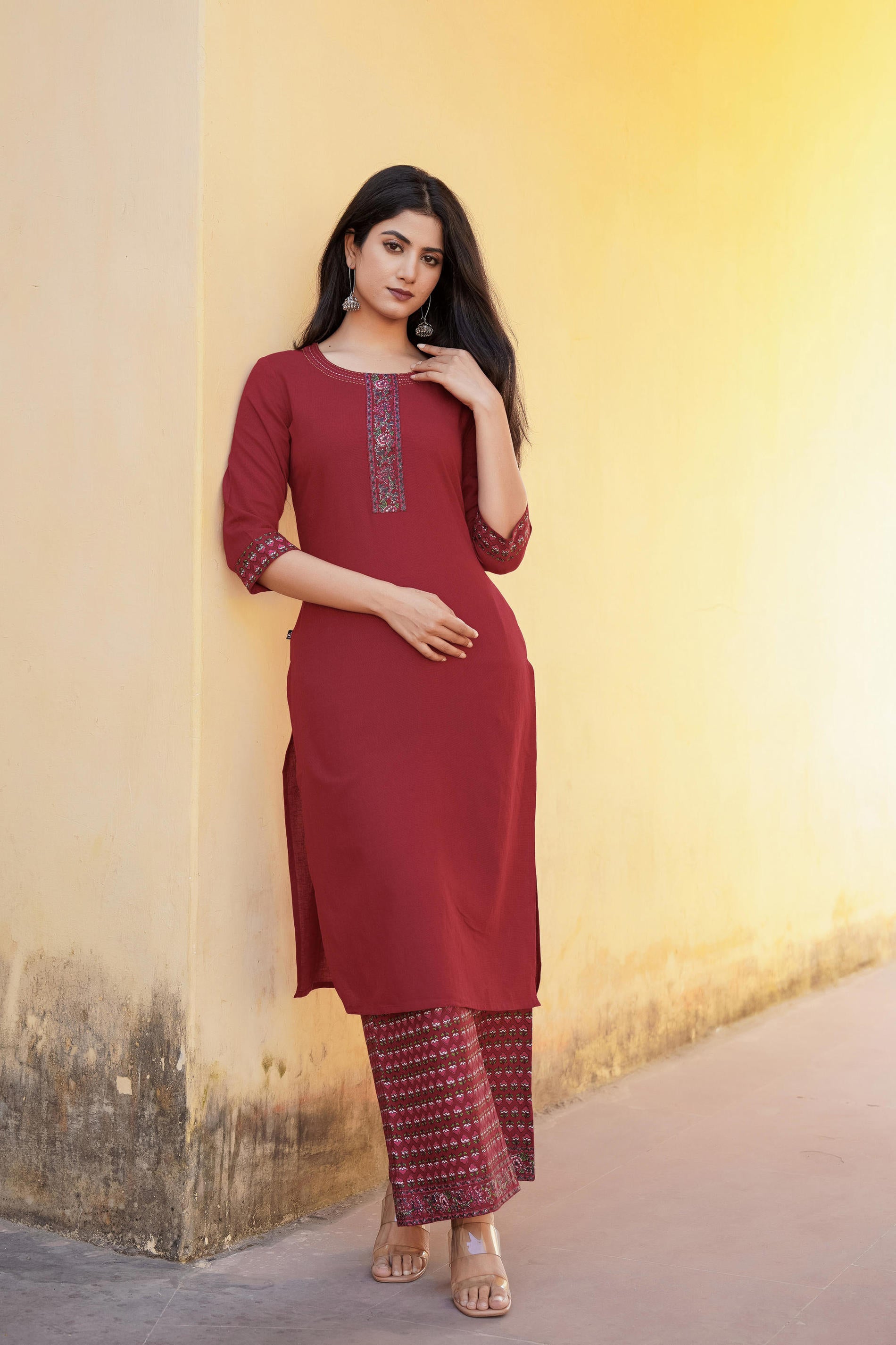 Women Maroon Solid &  Print Kurta & Pant