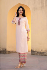 Women Peach Solid & Print Kurta & Pant-P1057PEACH_ON