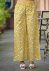 Off White Abstract Printed Cotton Kurta Pant And Dupatta Set With Sequins & Thread Work-P1070OFFWHITE
