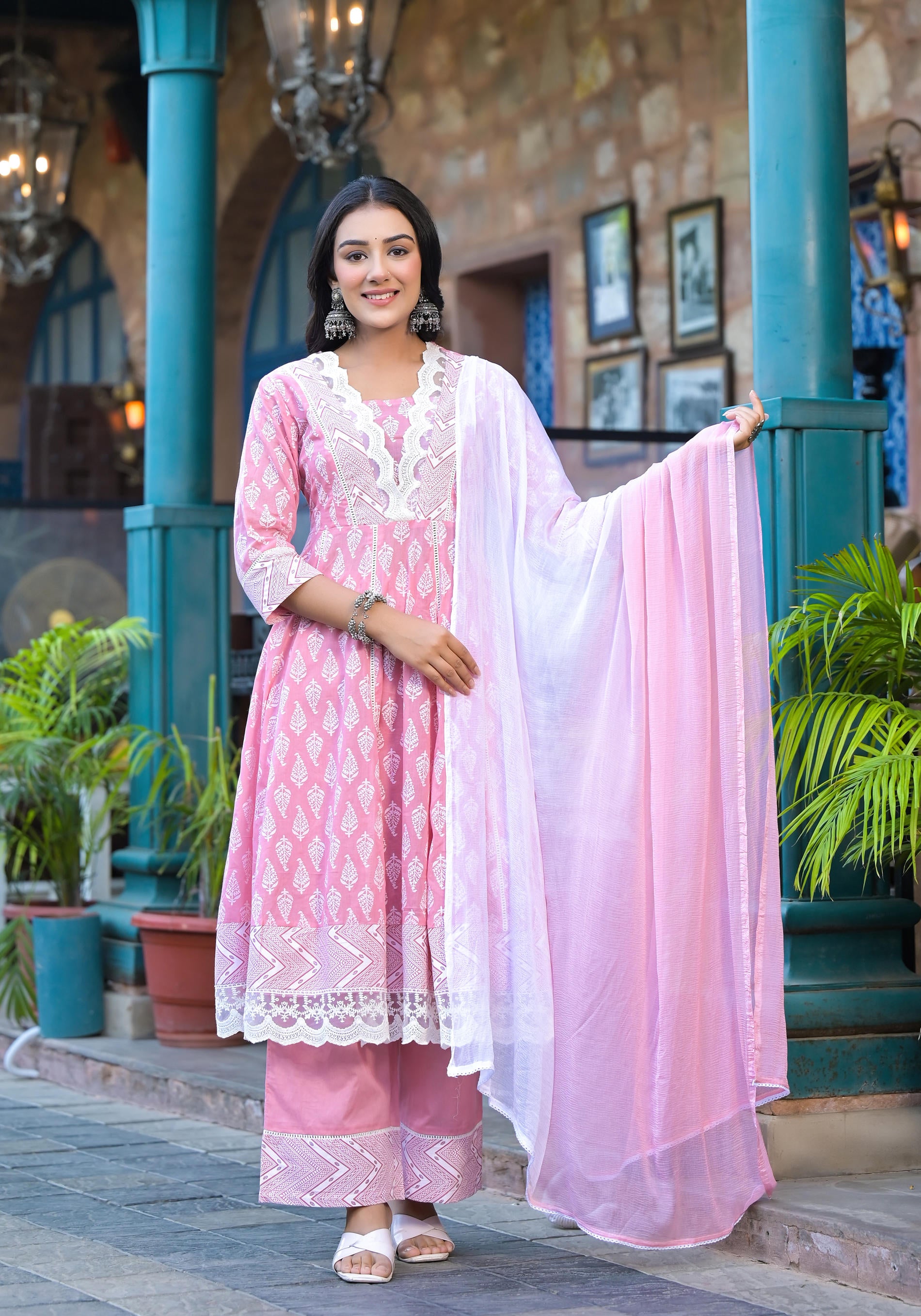 Powder Rose Lace-Trim Printed Kurta Set with Dupatta-P1074PINK_OF