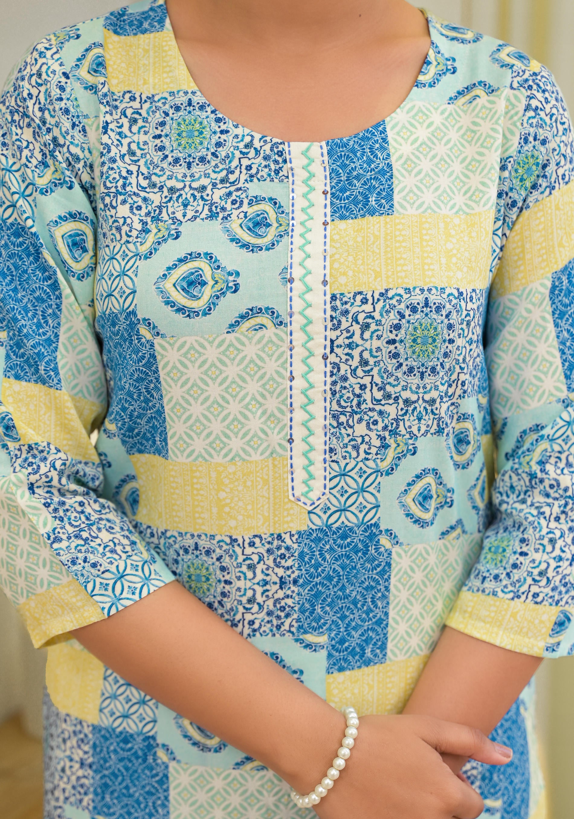Multi color straight kurta-P1086C_MULTI