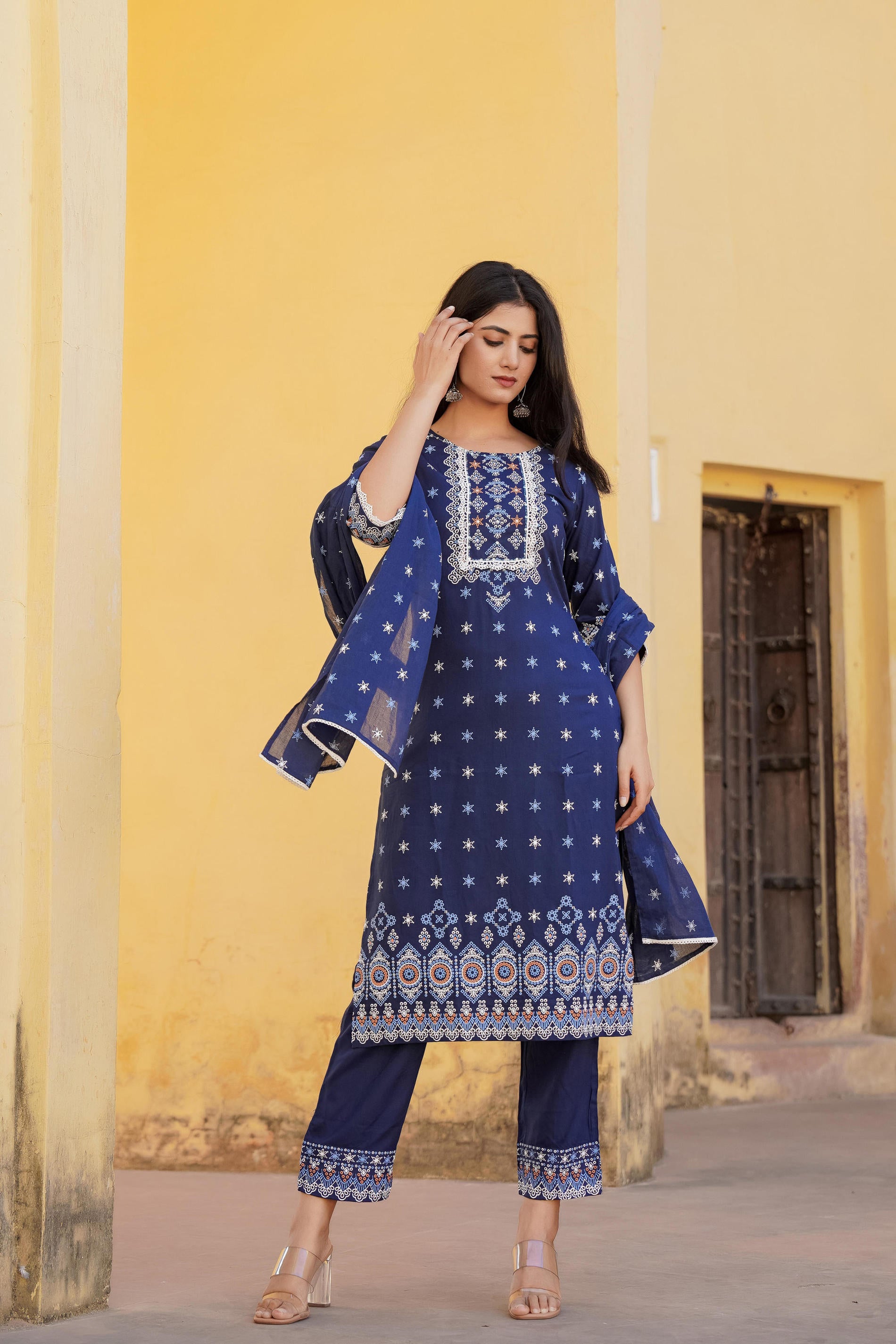 Women Navy Printed  Kurta Pant Dupatta