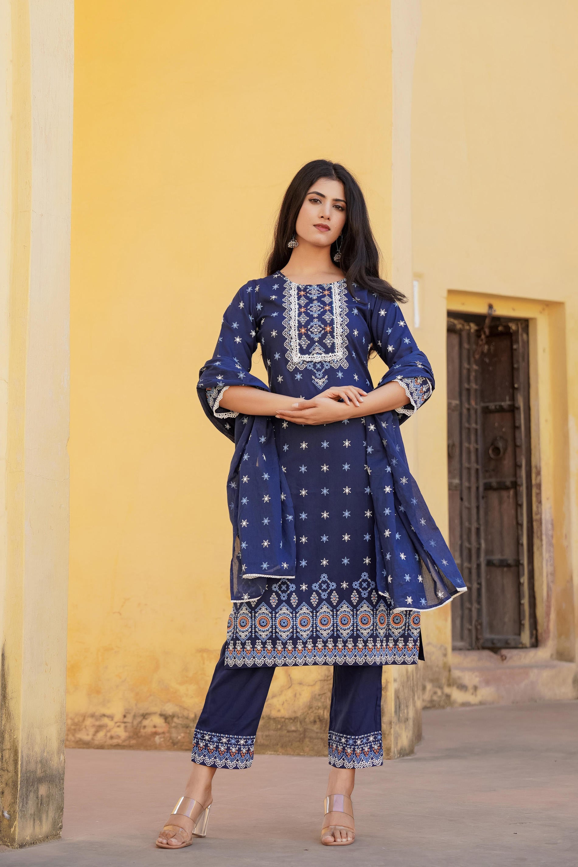 Women Navy Printed  Kurta Pant Dupatta