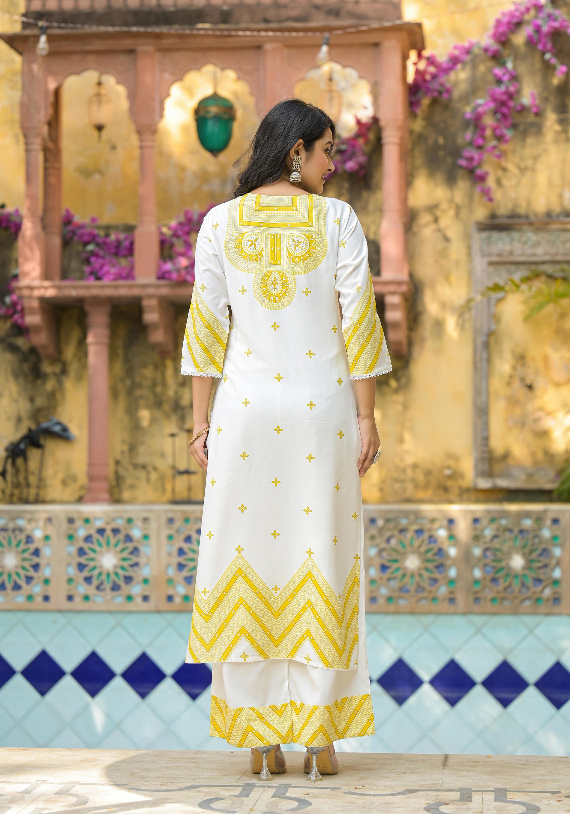 Women Offwhite &  Lime Printed  Kurta Pant Dupatta