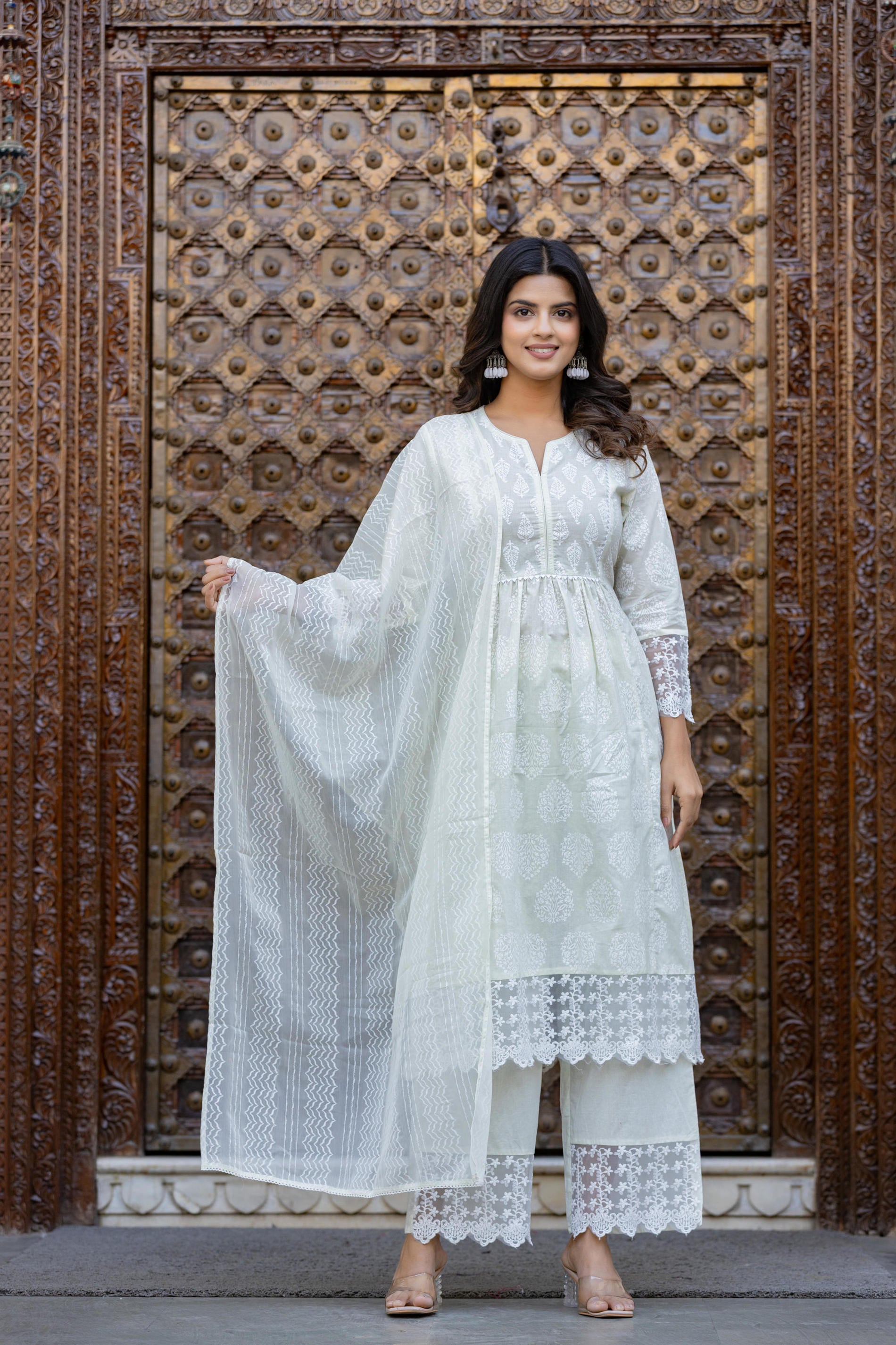 Women White Printed Kurta Pant Dupatta