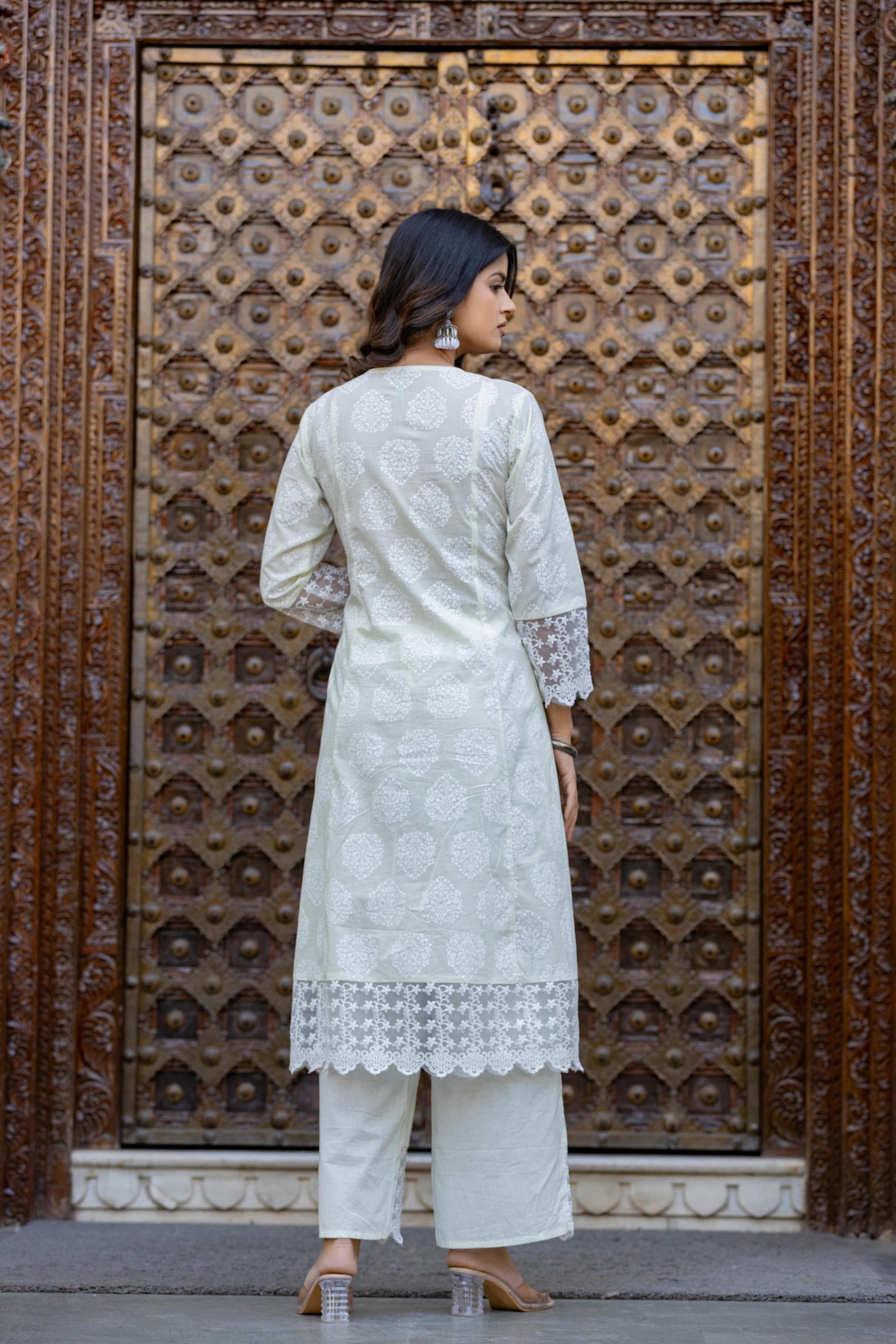 Women White Printed Kurta Pant Dupatta